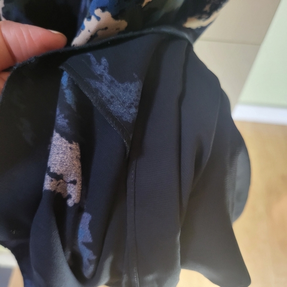 ❤️ 3 for $35 Aritzia Wilfred floral long sleeve Cut Out Midi Dress Aubagne XS 0 - Picture 5 of 7